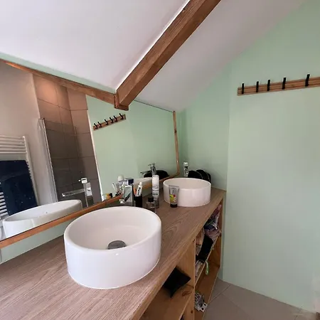 ホームステイ Chambre Cosy Dans Petit Village